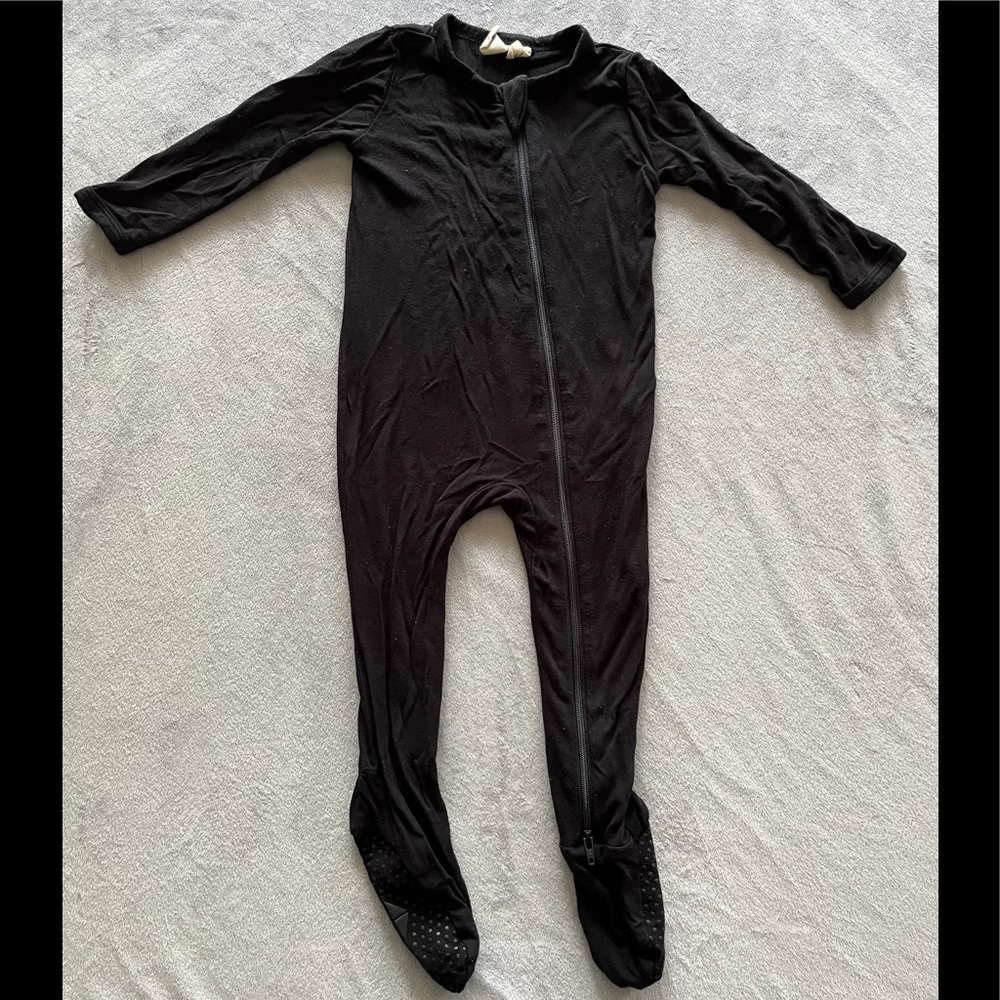 Kyte footie size 6-12 months midnight